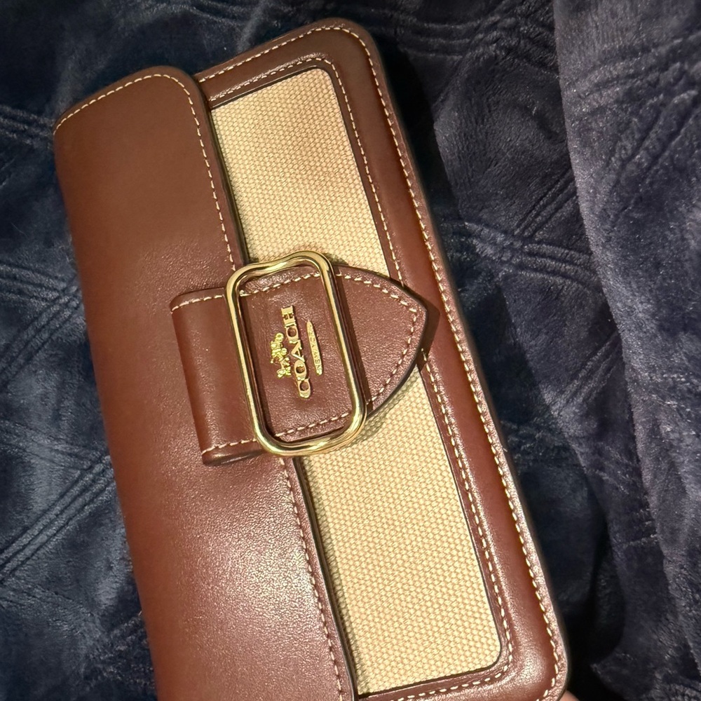 Coach Leather crossbody in Brown and Cream